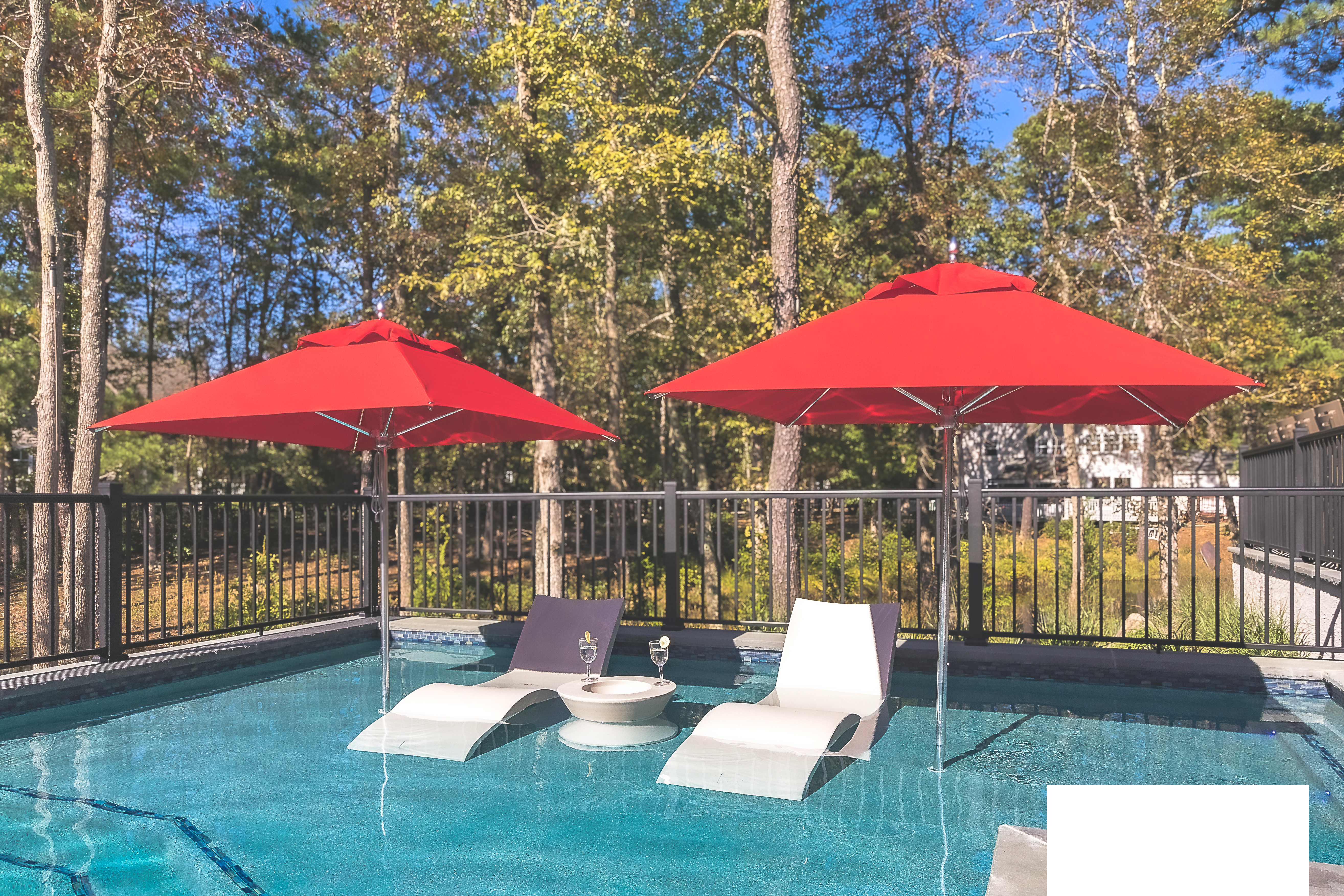 Can I Put My Frankford Umbrella in a Pool?