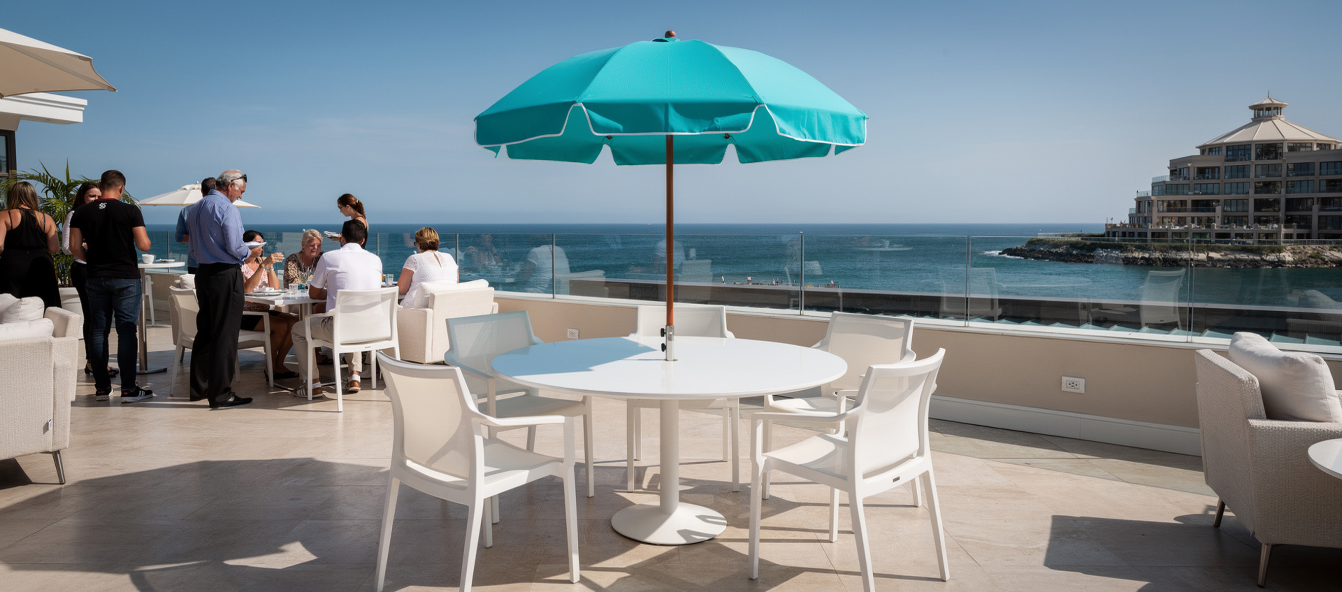 CB6-patio-intimate-bold.jpg