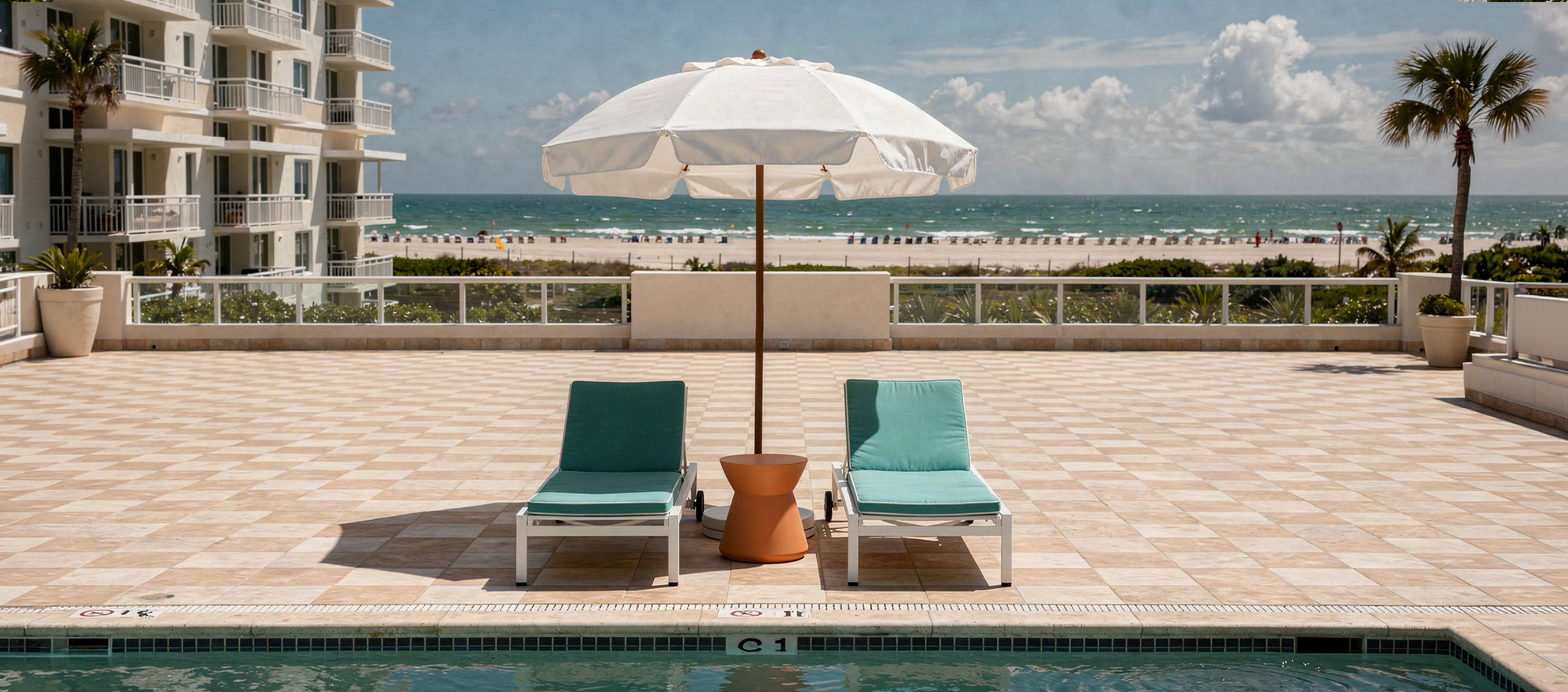CB6_patio-intimate-neutral-home.jpg