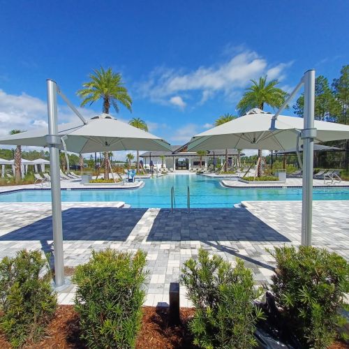 Eclipse® Cantilever Umbrella